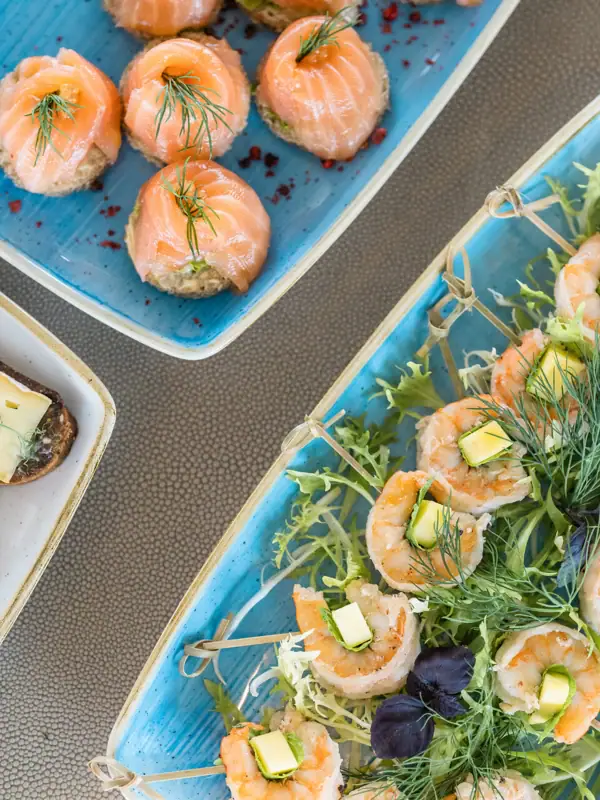 Platten mit Fingerfood